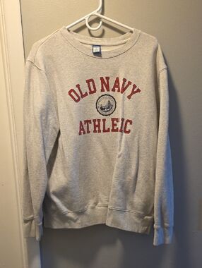 Old Navy Crewneck Sweatshirt in Light Heather Beige with Red Logo